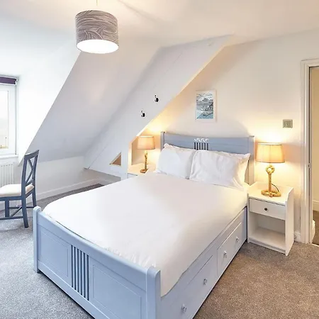 아파트 Host & - The Pearl *