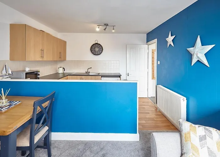 Host & - The Pearl *